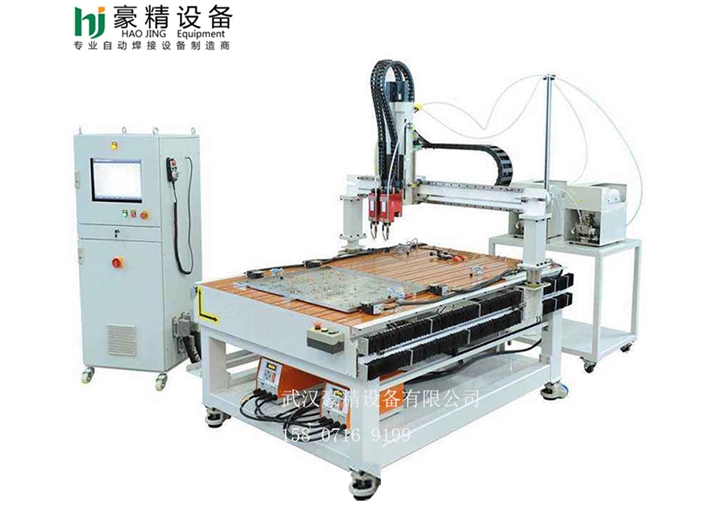 自動化螺柱焊機